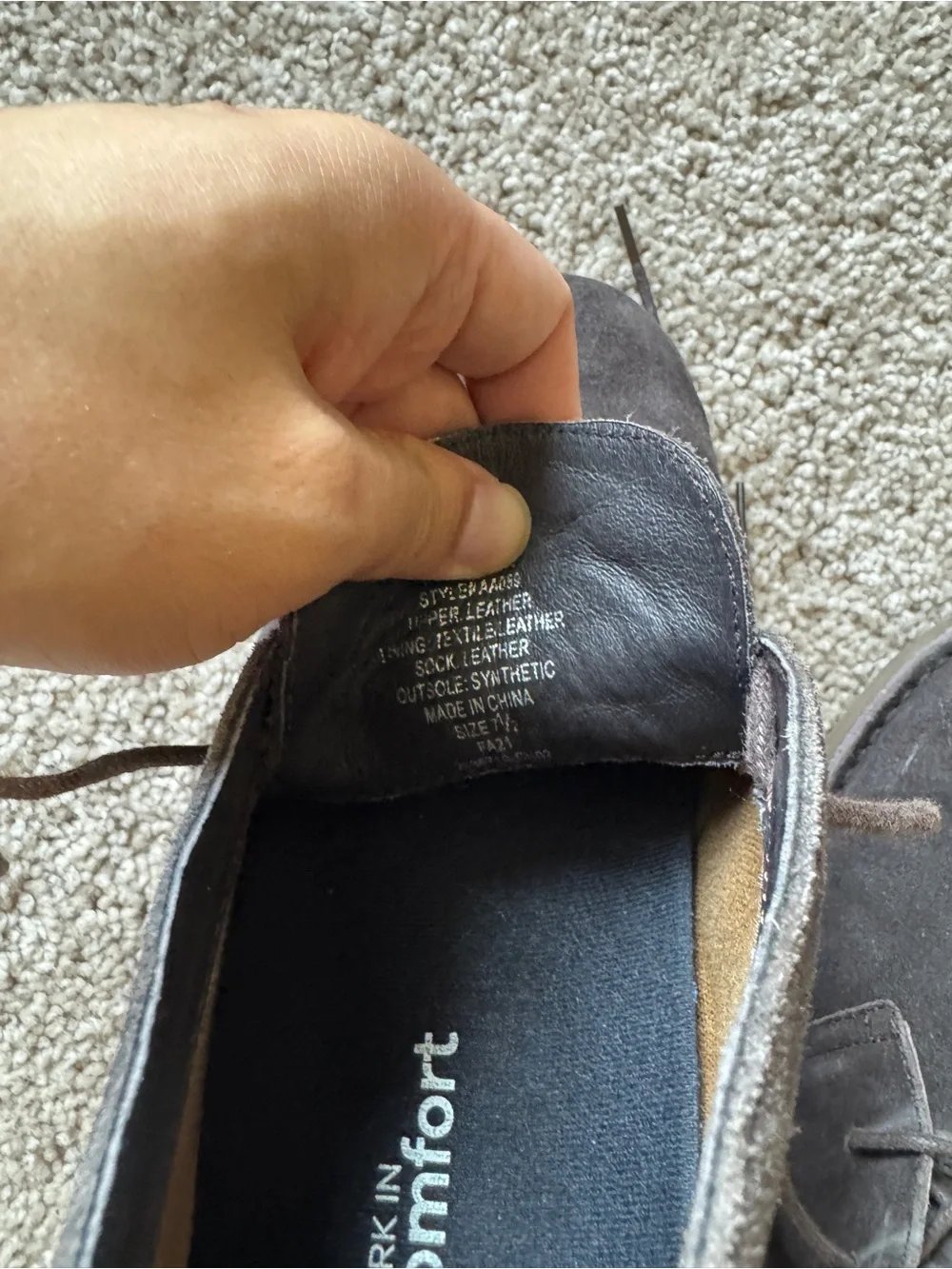 Men's  Suede Chukka Boots - Classic Lace-Up